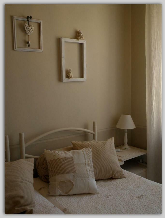 Bed and Breakfast Cascina Luvot Melazzo Esterno foto