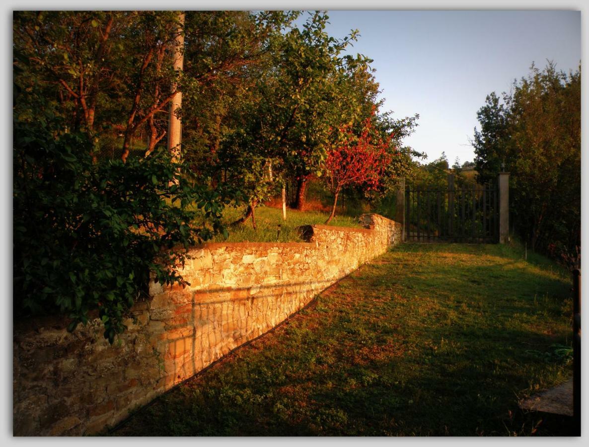 Bed and Breakfast Cascina Luvot Melazzo Esterno foto